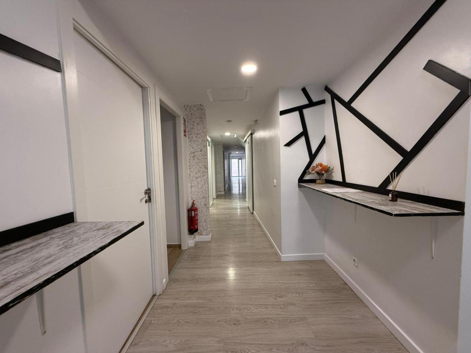 Hostel Tkh-Rooms Mate Madrid Exterior photo